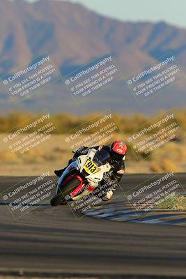 media/Jan-21-2023-CVMA (Sat) [[b9eef8ba1f]]/Race 12 Amateur Supersport Open/